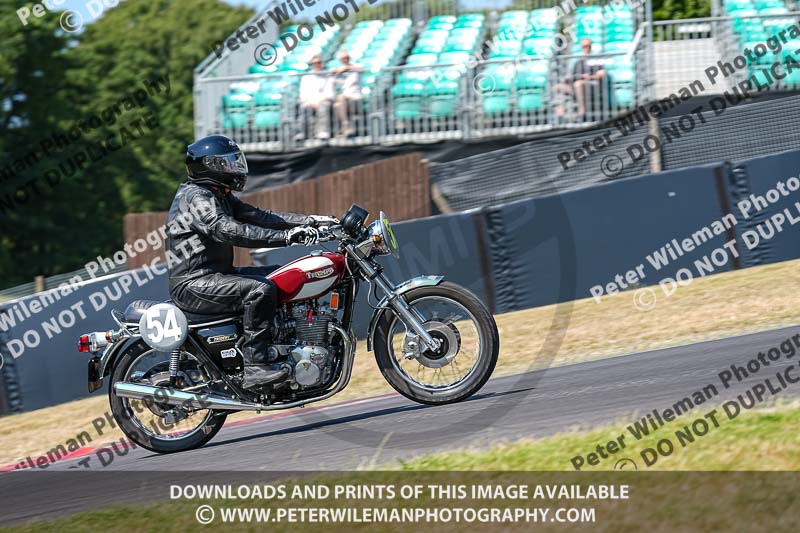 cadwell park;cadwell park photographs;cadwell trackday photographs;enduro digital images;event digital images;eventdigitalimages;peter wileman photography;racing digital images;trackday digital images;trackday photos